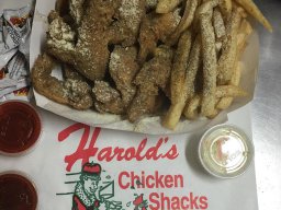 harolds-chicken-shack-21